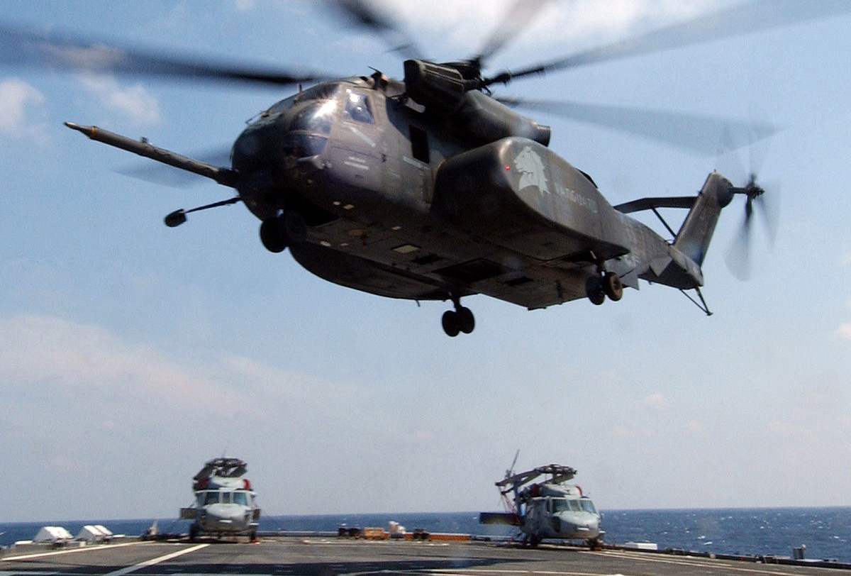 hm-14 vanguard helicopter mine countermeasures squadron navy mh-53e sea dragon 47