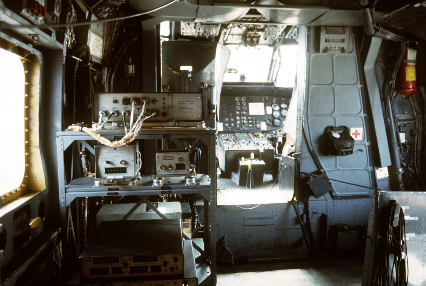 hm-14 vanguard helicopter mine countermeasures squadron navy rh-53d sea stallion 76 inside view