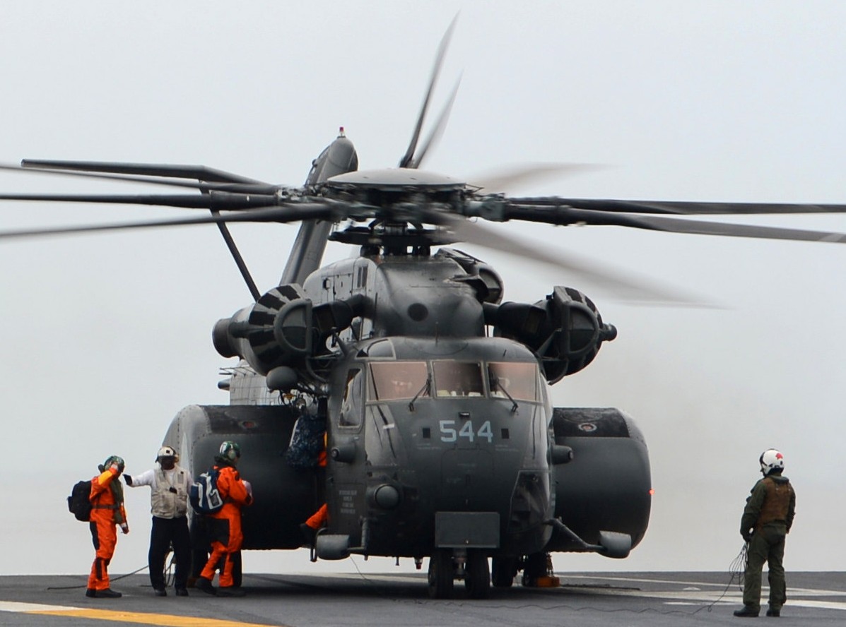hm-14 vanguard helicopter mine countermeasures squadron navy mh-53e sea dragon 144