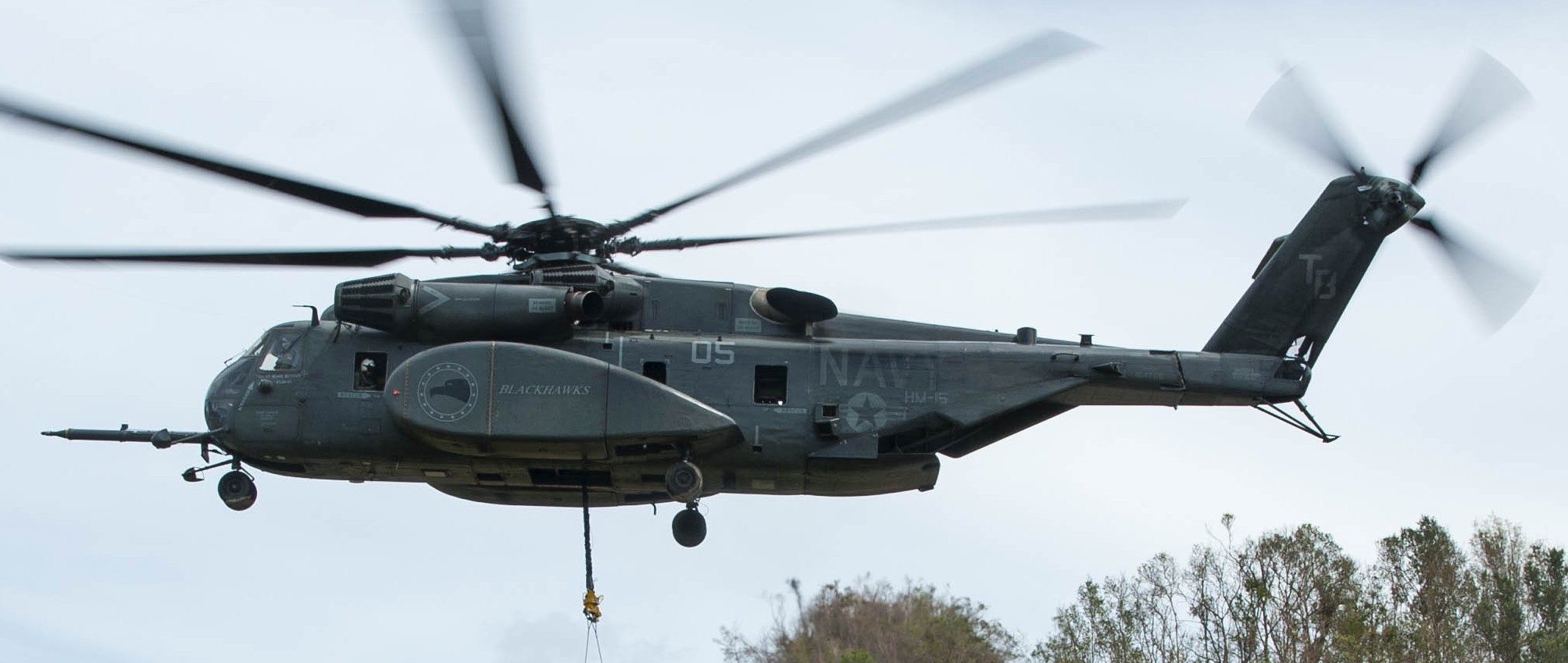 hm-15 blackhawks helicopter mine countermeasures squadron navy mh-53e sea dragon 12