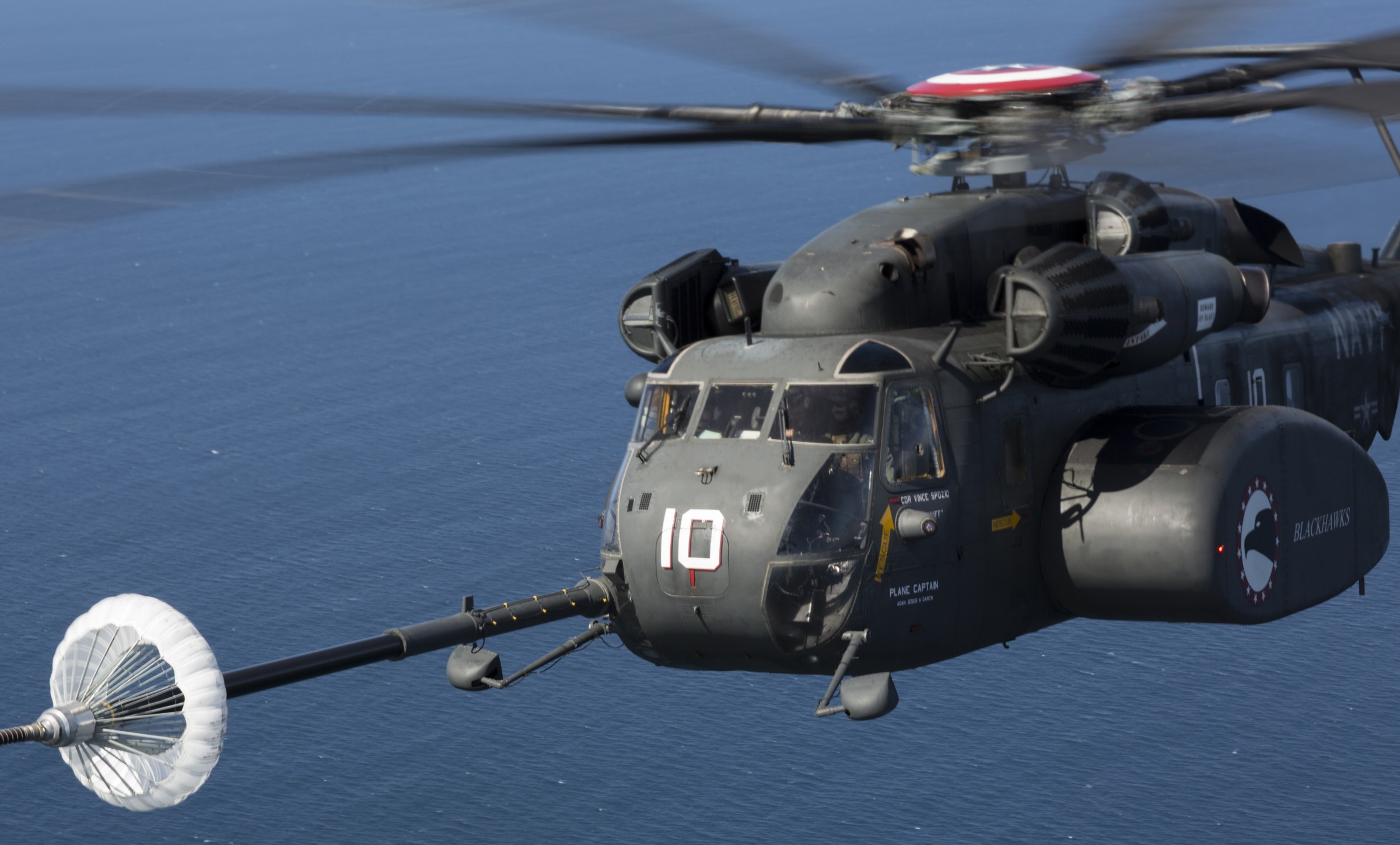hm-15 blackhawks helicopter mine countermeasures squadron navy mh-53e sea dragon 33
