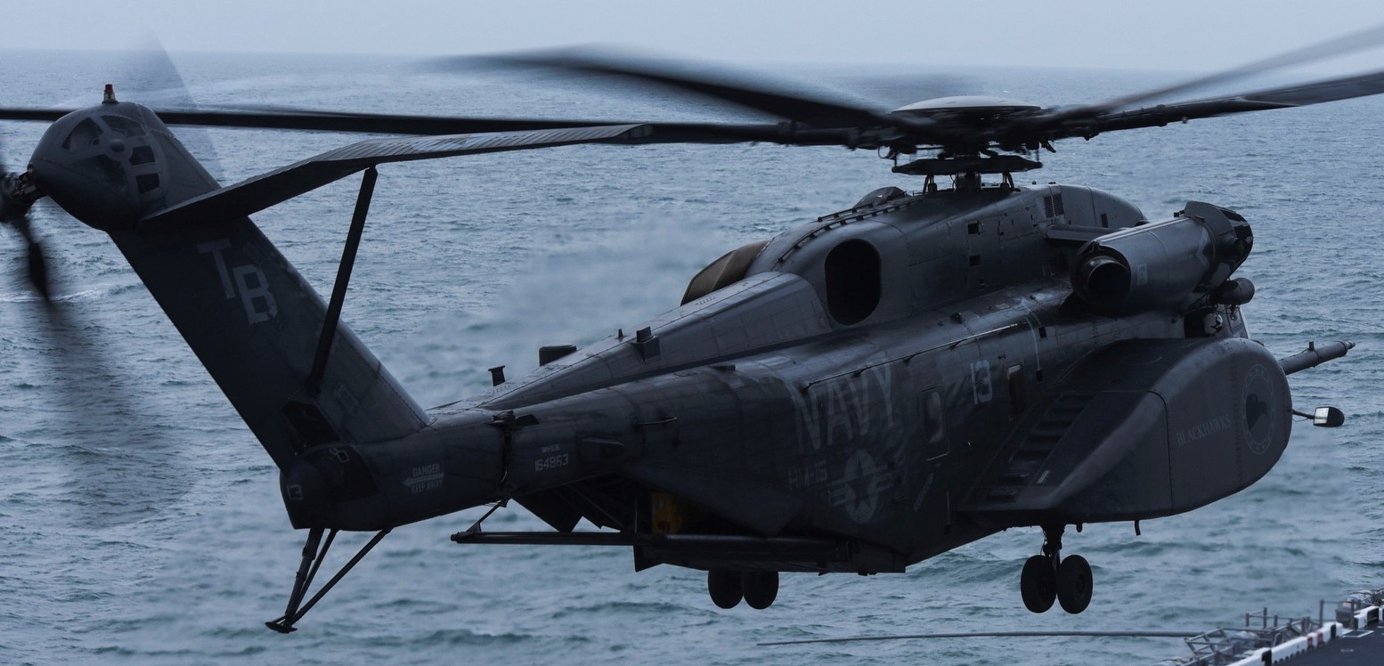 hm-15 blackhawks helicopter mine countermeasures squadron navy mh-53e sea dragon 35 uss bataan lhd-5