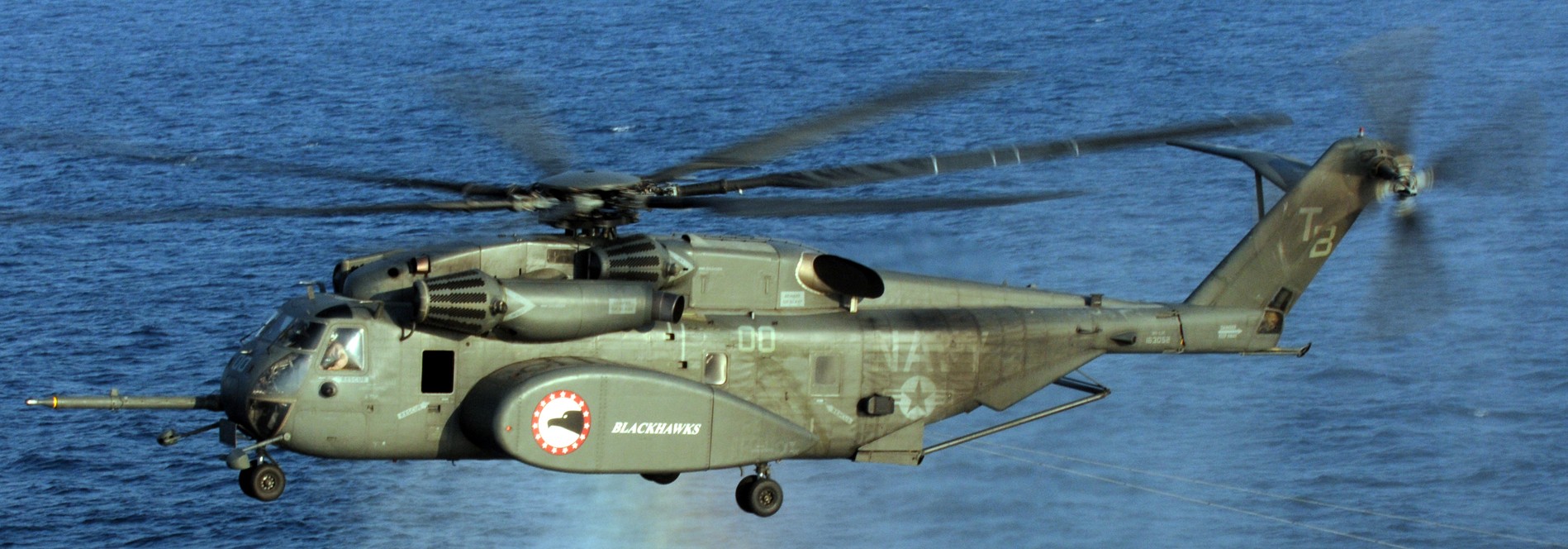 hm-15 blackhawks helicopter mine countermeasures squadron navy mh-53e sea dragon 64 persian gulf