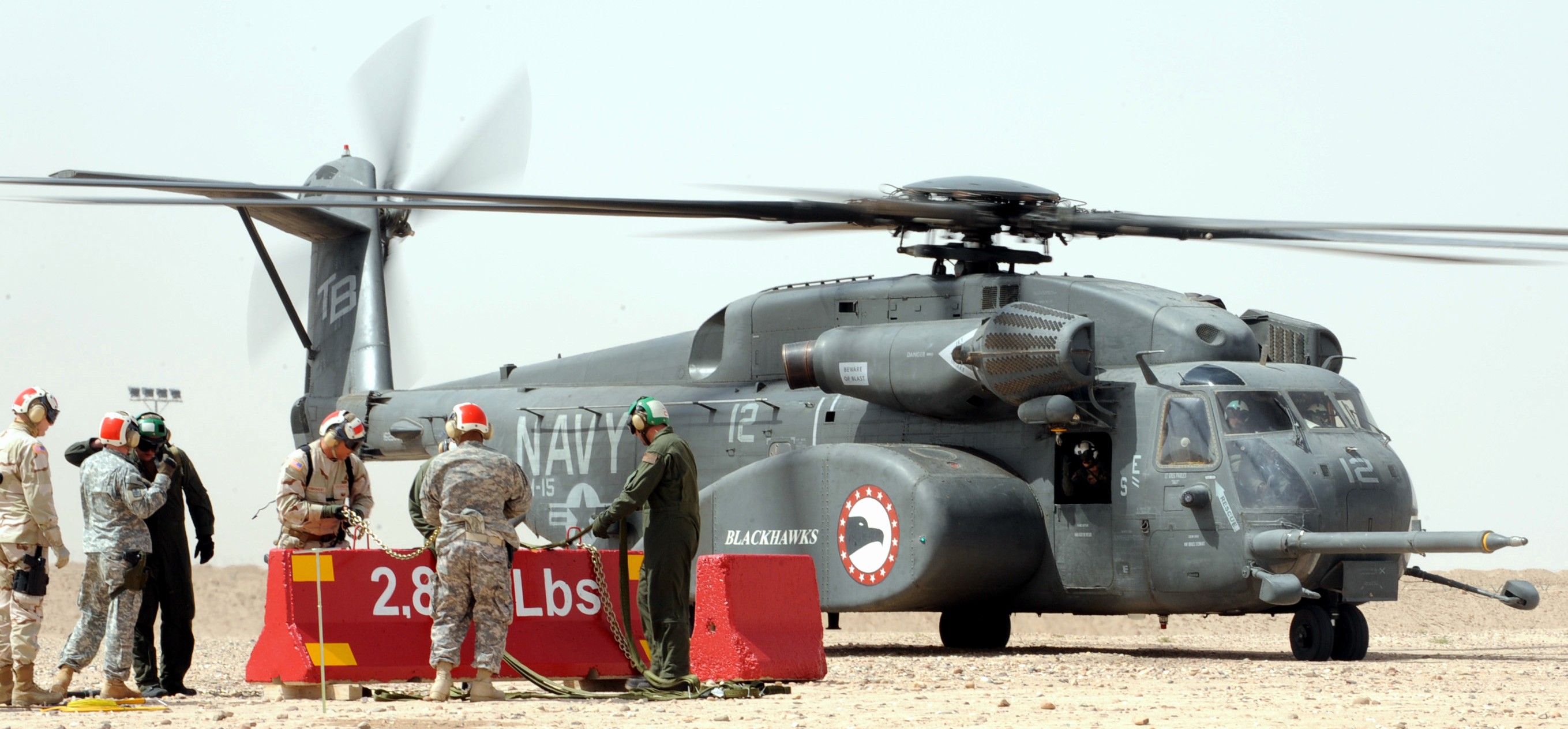 hm-15 blackhawks helicopter mine countermeasures squadron navy mh-53e sea dragon 127