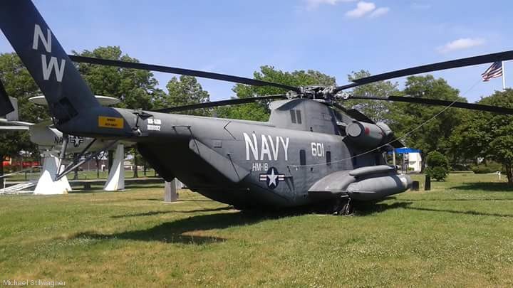 hm-18 norsemen helicopter mine countermeasures squadron navy rh-53d sea stallion 03