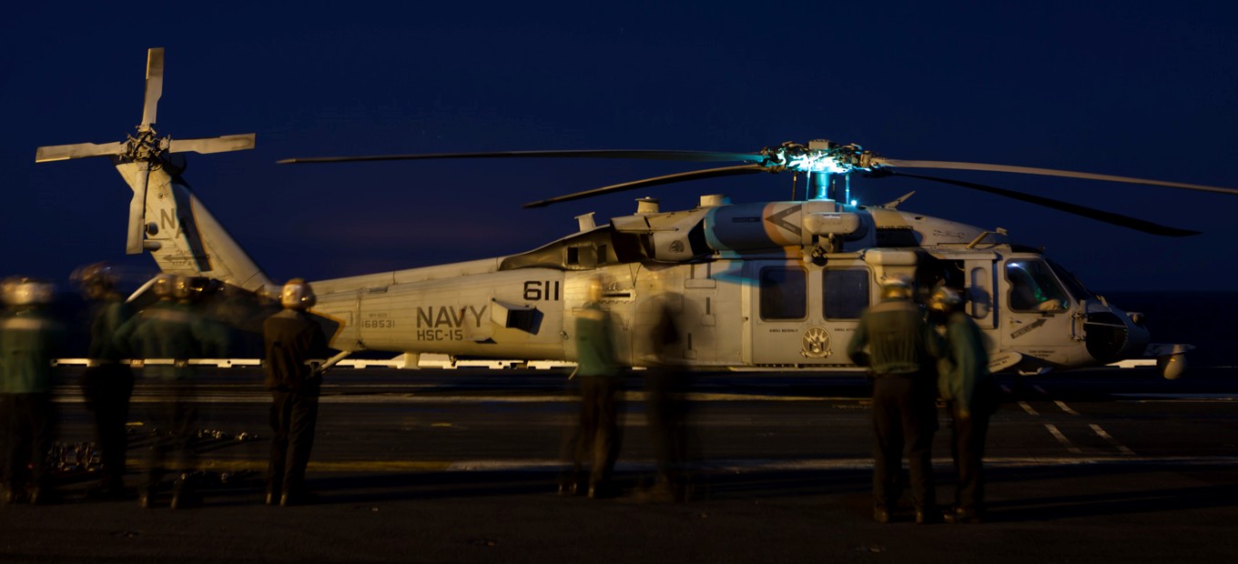 hsc-15 red lions helicopter sea combat squadron us navy mh-60s seahawk cvw-17 uss carl vinson cvn-70 39