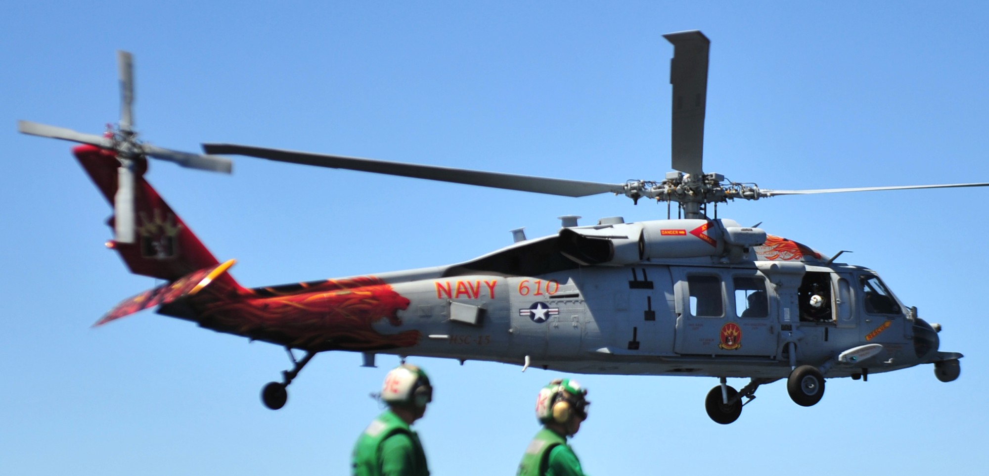 hsc-15 red lions helicopter sea combat squadron us navy mh-60s seahawk cvw-17 uss carl vinson cvn-70 67