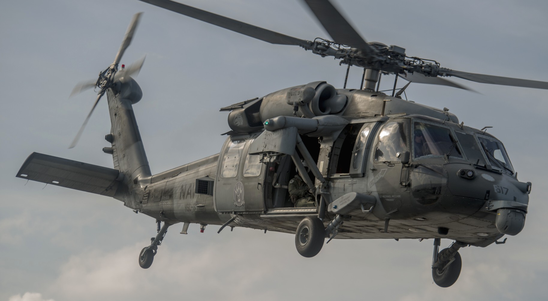 hsc-15 red lions helicopter sea combat squadron us navy mh-60s seahawk cvw-17 uss carl vinson cvn-70 94