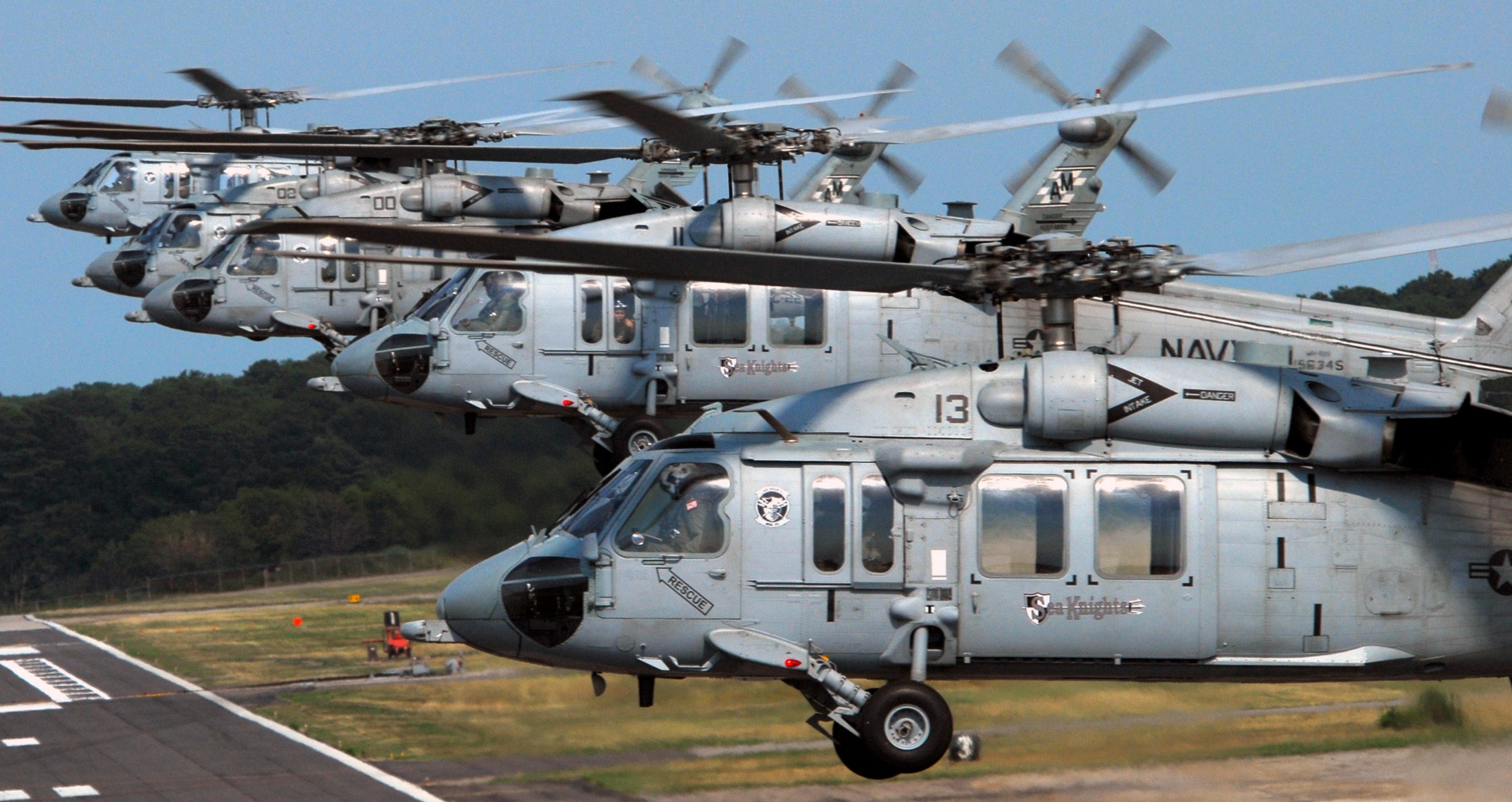 hsc-22 sea knights mh-60s seahawk naval station norfolk virginia