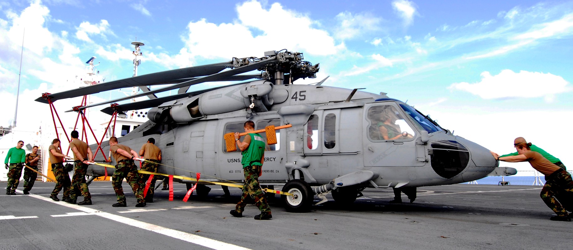 hsc-23 wildcards mh-60s seahawk usns mercy t-ah 19