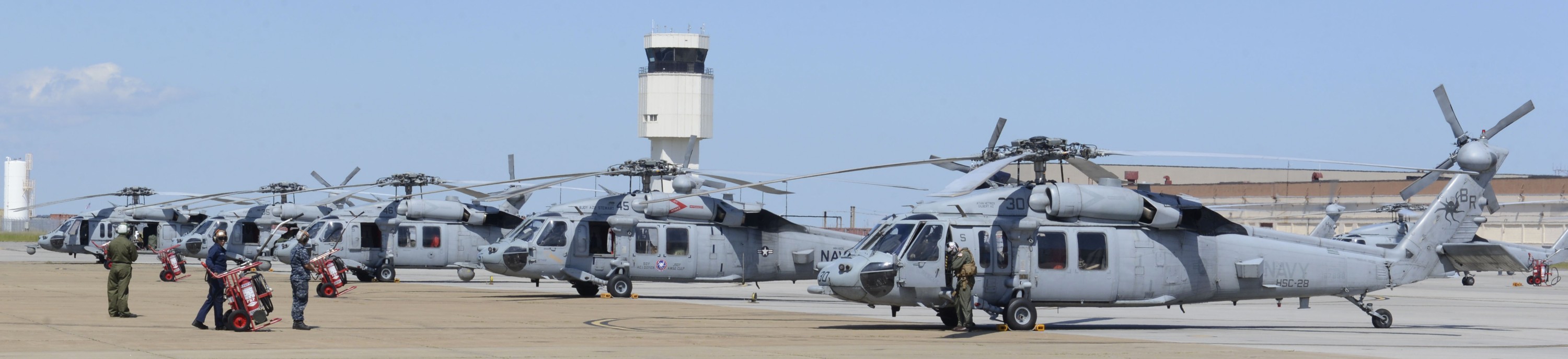 hsc-28 dragon whales helicopter sea combat squadron mh-60s seahawk us navy 54 navsta norfolk virginia