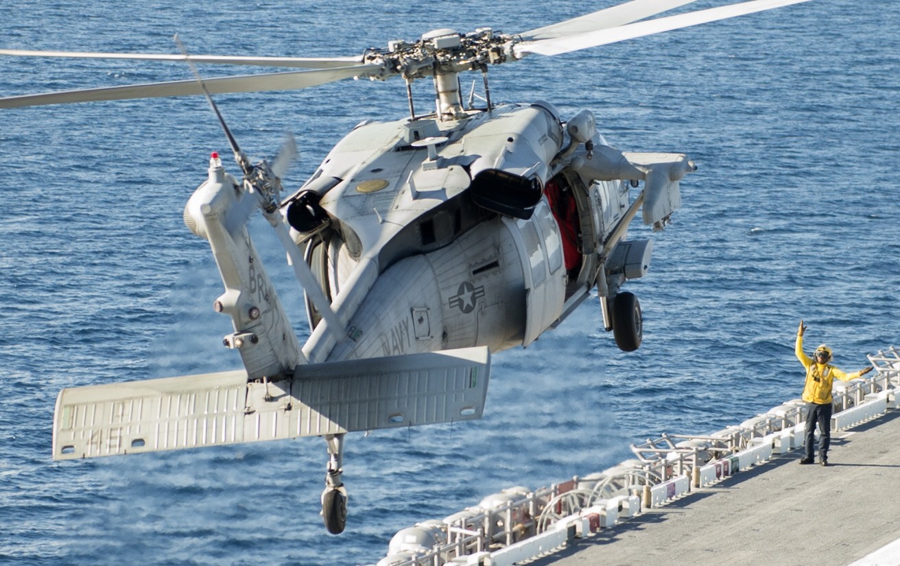 hsc-28 dragon whales helicopter sea combat squadron mh-60s seahawk us navy 82