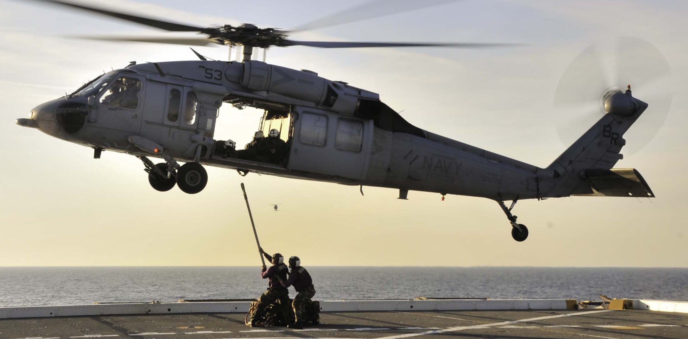 hsc-28 dragon whales helicopter sea combat squadron mh-60s seahawk us navy 84 uss new york lpd-21