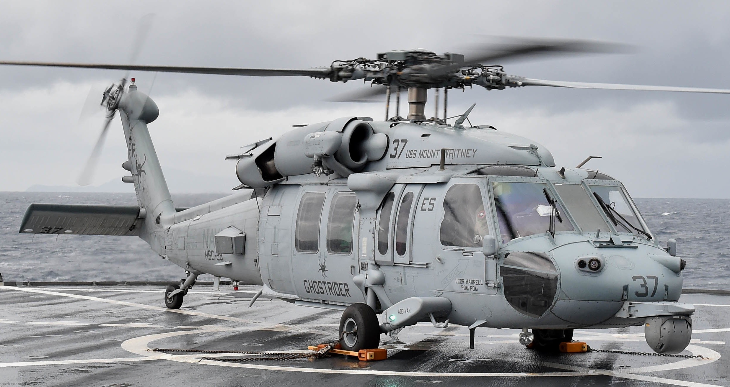 hsc-28 dragon whales helicopter sea combat squadron mh-60s seahawk us navy 176 uss mount whitney