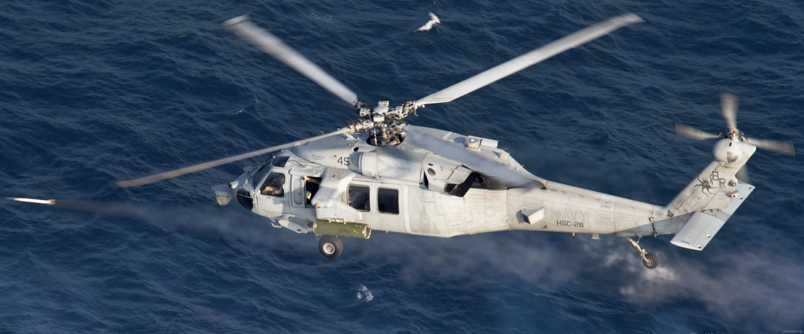 hsc-28 dragon whales helicopter sea combat squadron mh-60s seahawk us navy 235 2.75 inches rocket zuni