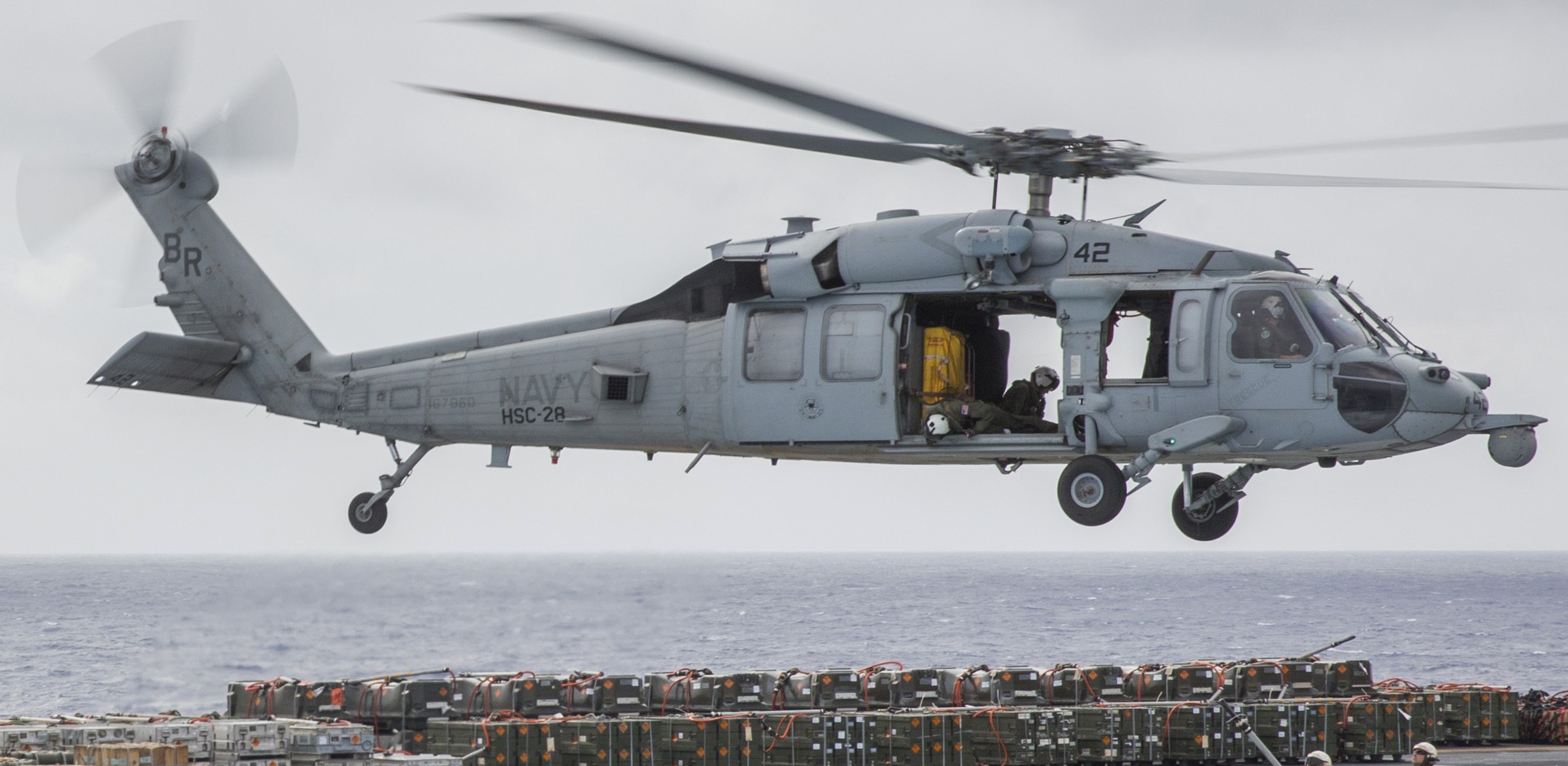 hsc-28 dragon whales helicopter sea combat squadron mh-60s seahawk us navy 244 uss kearsarge lhd-3