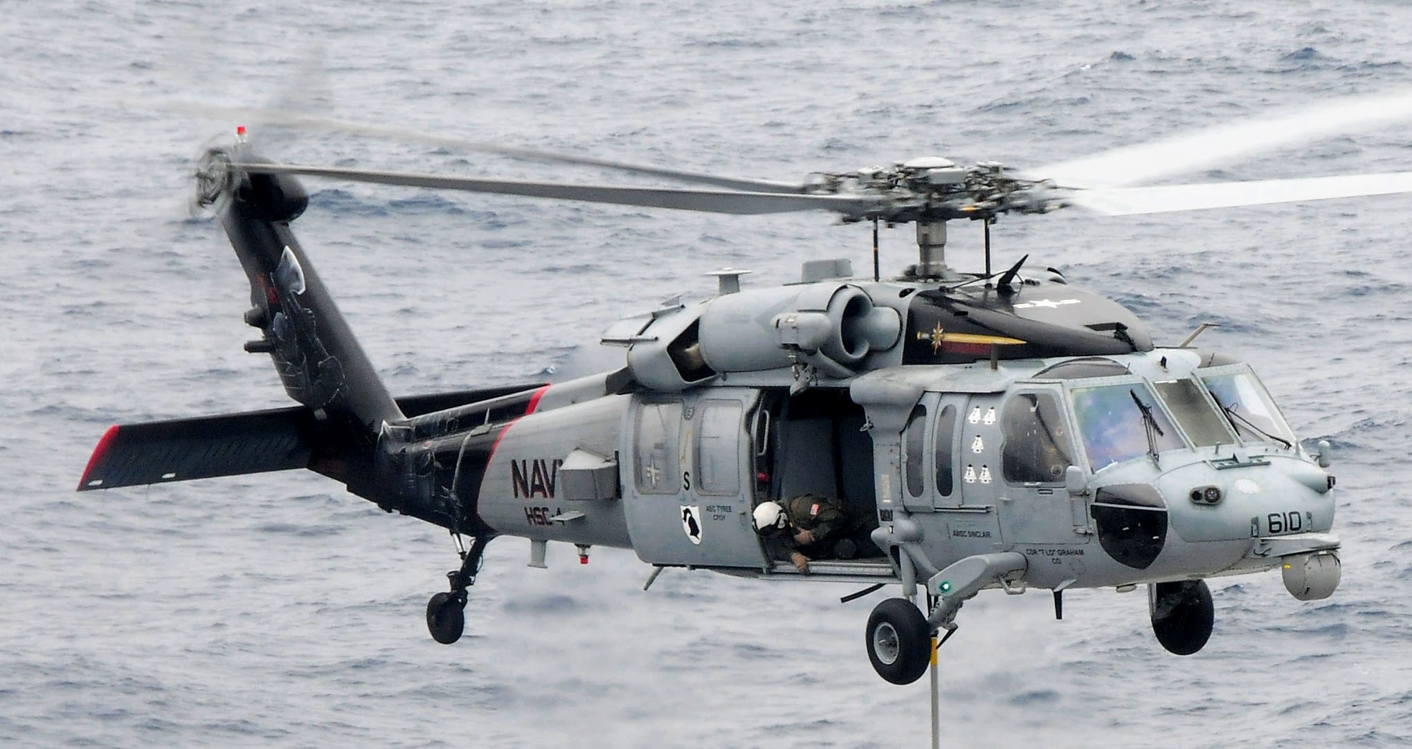 hsc-4 black knights helicopter sea combat squadron us navy mh-60s seahawk 2013 08
