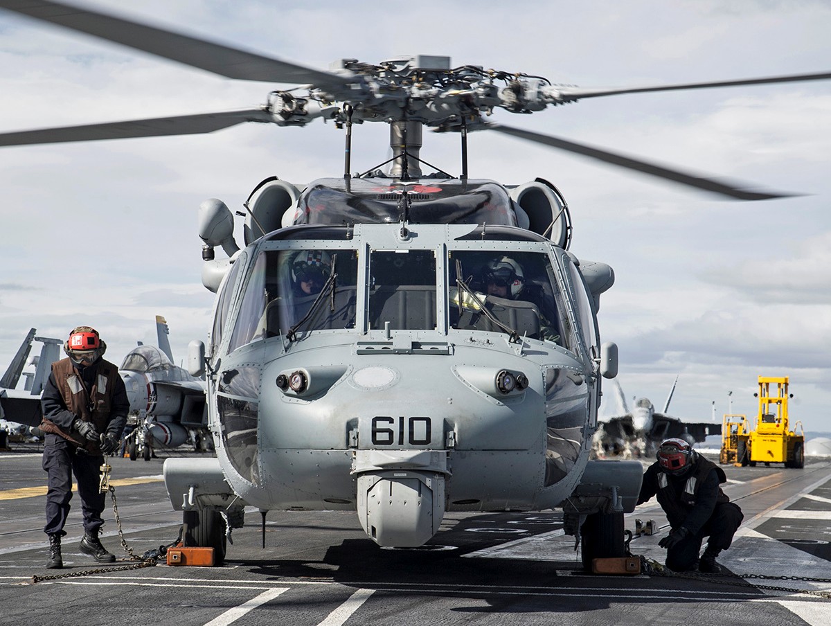 hsc-4 black knights helicopter sea combat squadron us navy mh-60s seahawk 2015 19