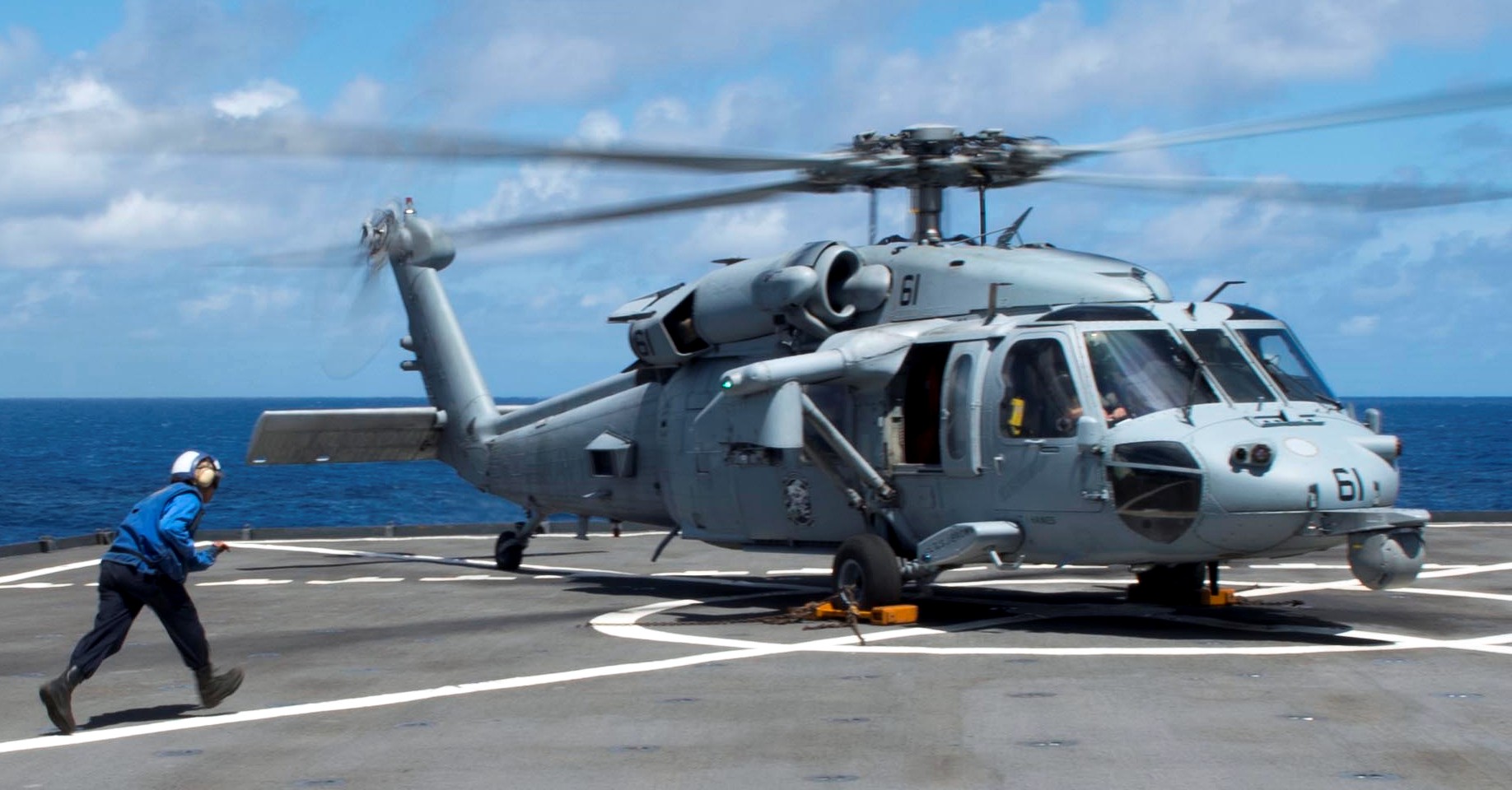 hsc-4 black knights helicopter sea combat squadron us navy mh-60s seahawk 2014 33