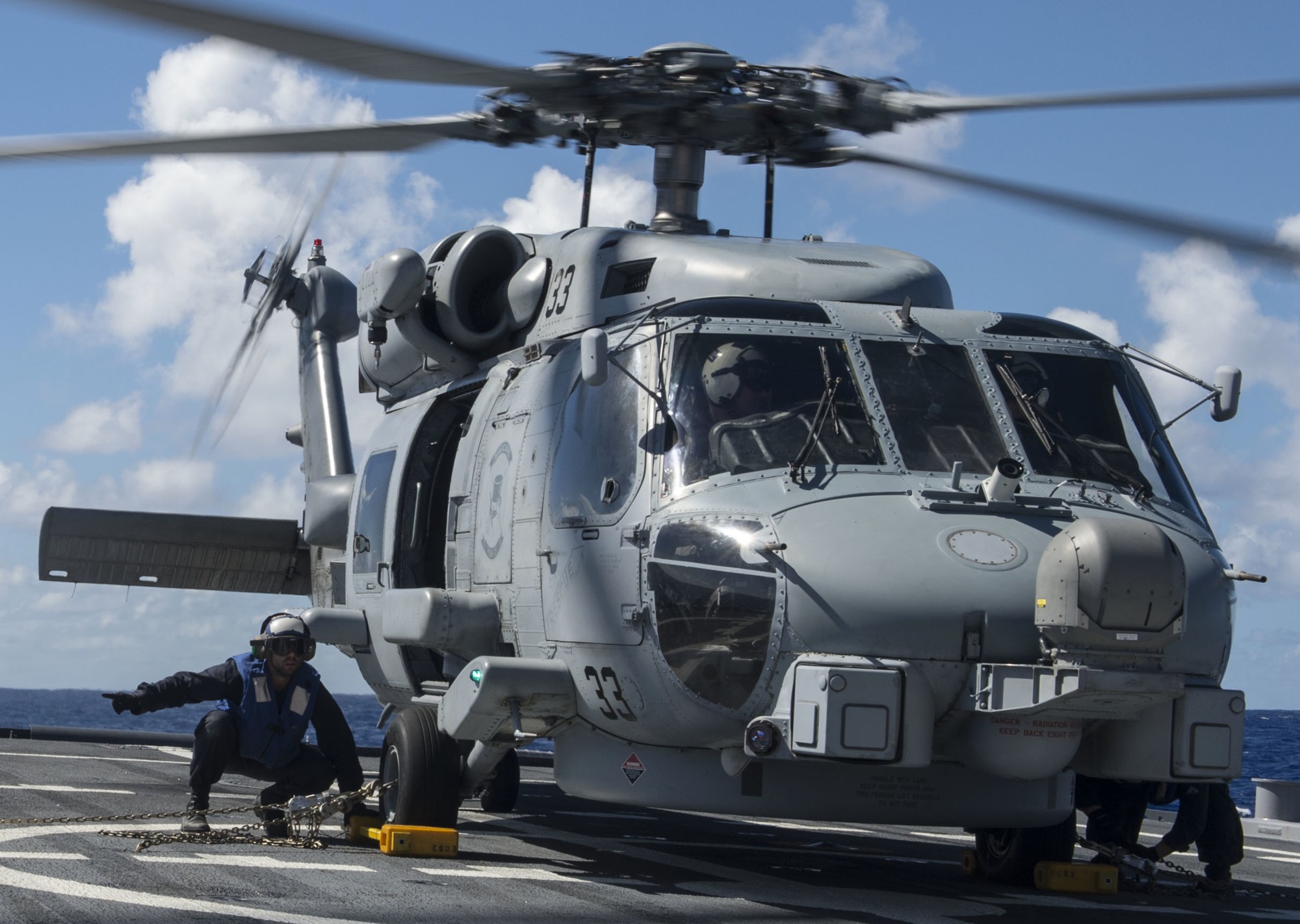 hsm-35 magicians helicopter maritime strike squadron us navy mh-60r seahawk 31