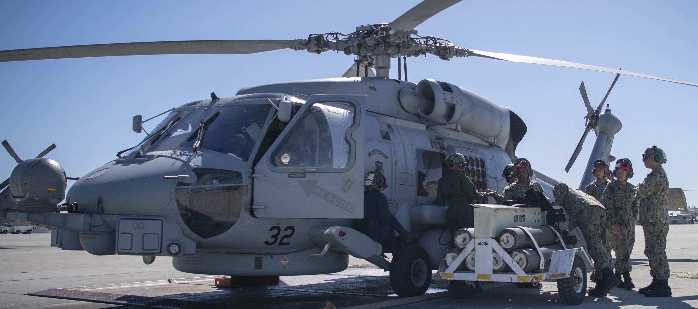 hsm-35 magicians helicopter maritime strike squadron us navy mh-60r seahawk nas north island california 47