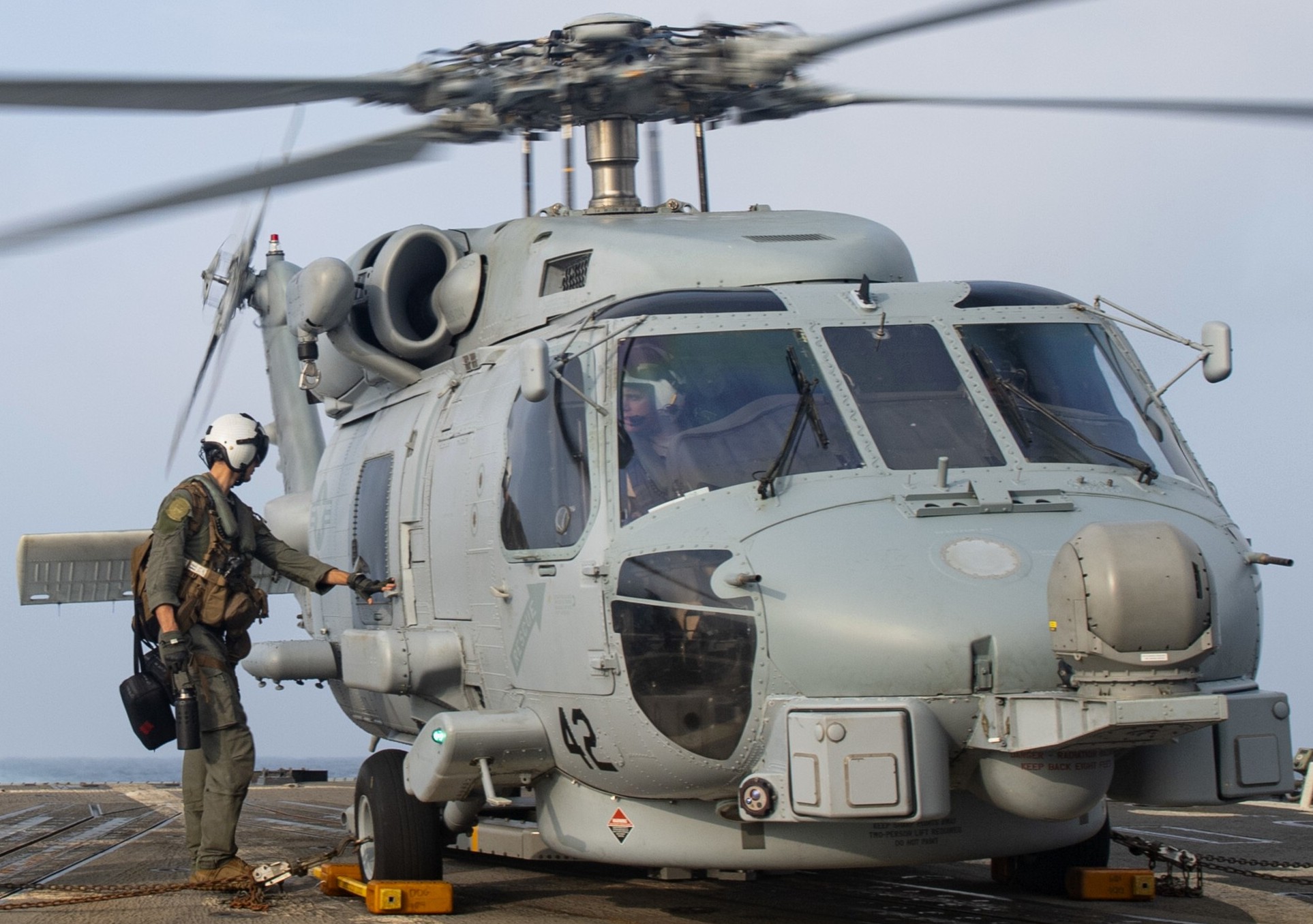 hsm-35 magicians helicopter maritime strike squadron us navy mh-60r seahawk 48