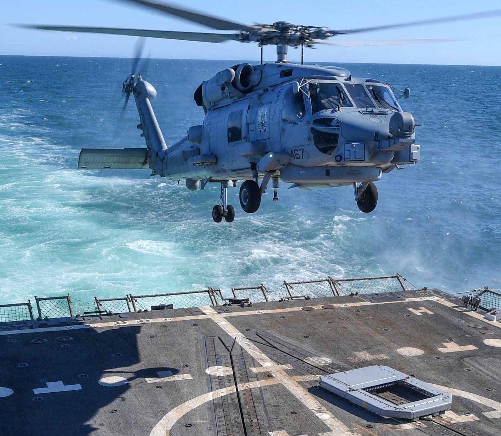 hsm-46 grandmasters helicopter maritime strike squadron mh-60r seahawk 2017 14 uss james e. williams ddg-95
