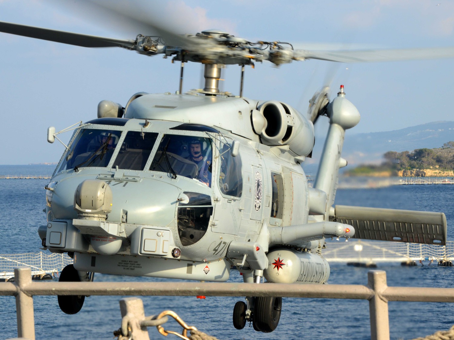 hsm-46 grandmasters helicopter maritime strike squadron mh-60r seahawk 2014 30 uss taylor ffg-50