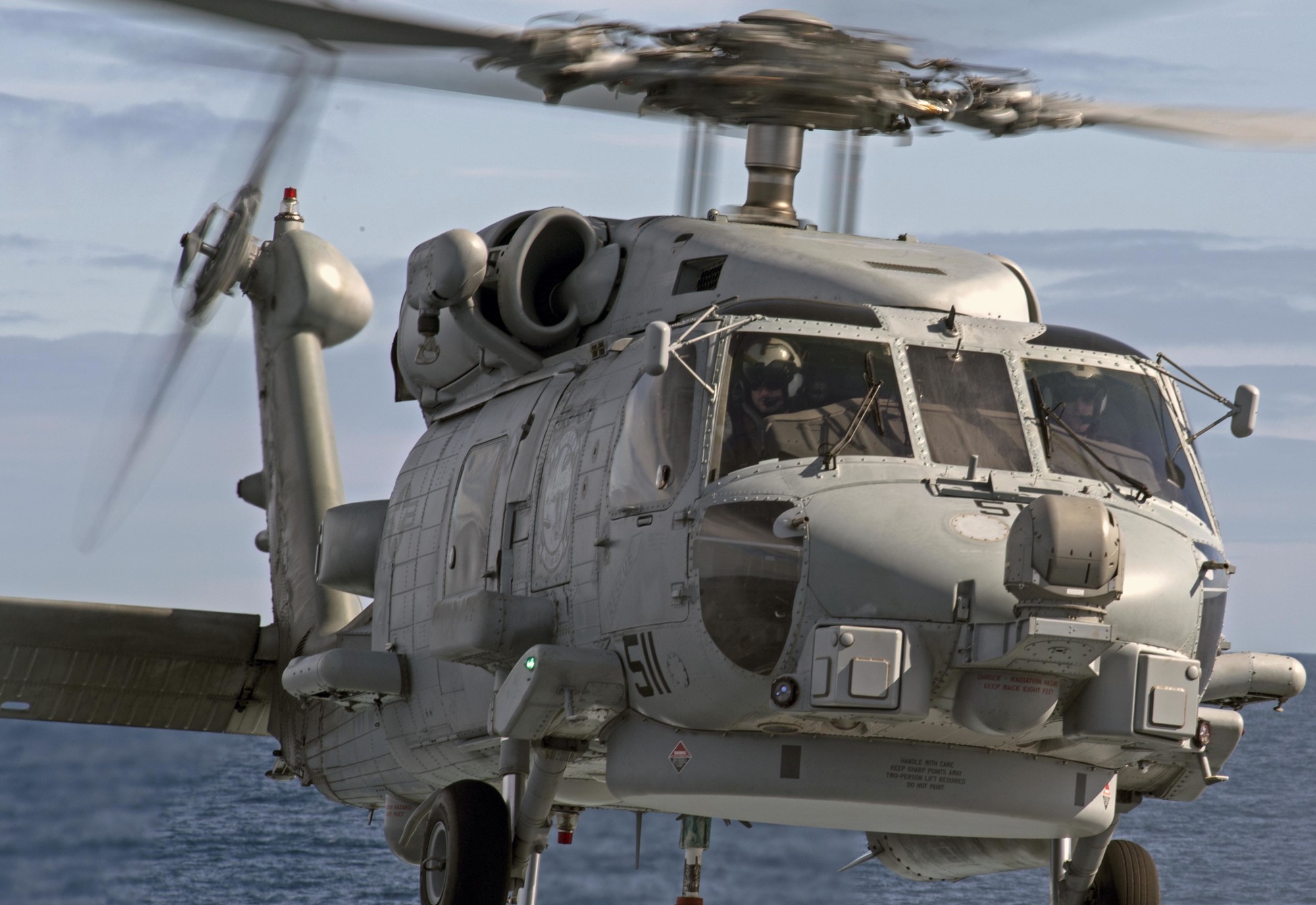 hsm-48 vipers helicopter maritime strike squadron mh-60r seahawk ddg-98 uss forrest sherman 16