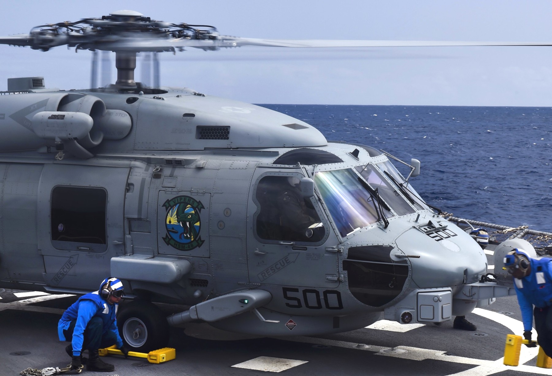 hsm-48 vipers helicopter maritime strike squadron mh-60r seahawk ddg-78 uss porter 31