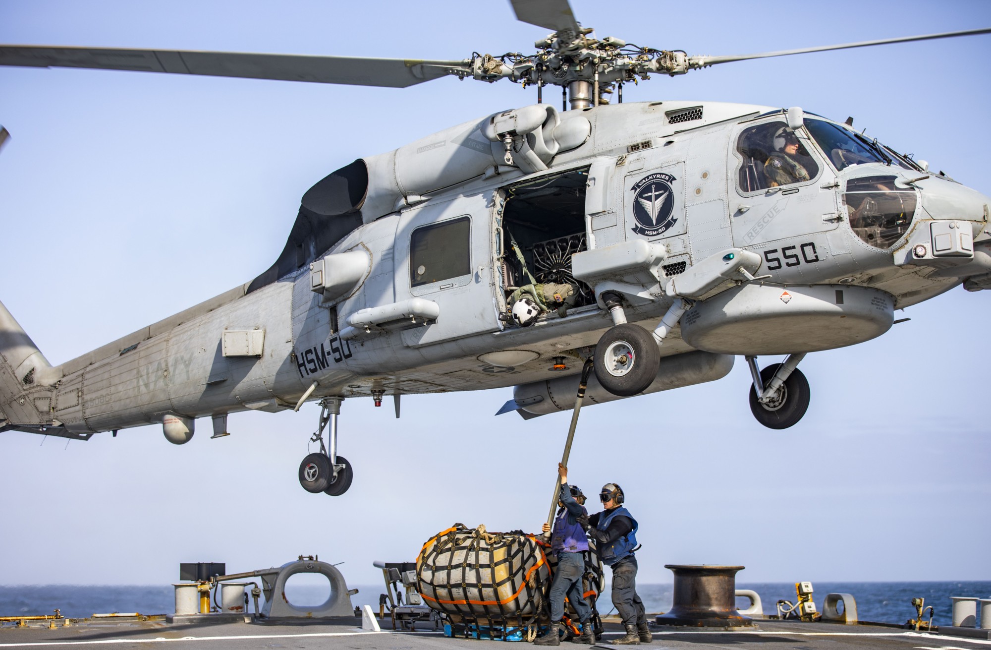 hsm-50 valkyries helicopter maritime strike squadron us navy mh-60r seahawk ddg-78 uss porter 08
