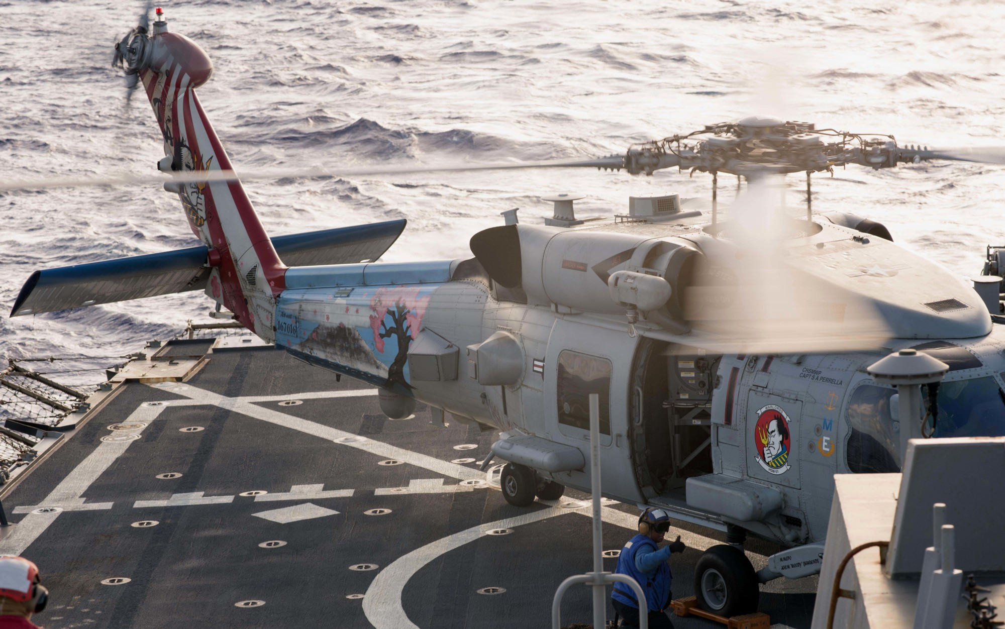 hsm-51 warlords helicopter maritime strike squadron mh-60r seahawk navy 2016 44 uss curtis wilbur ddg-54
