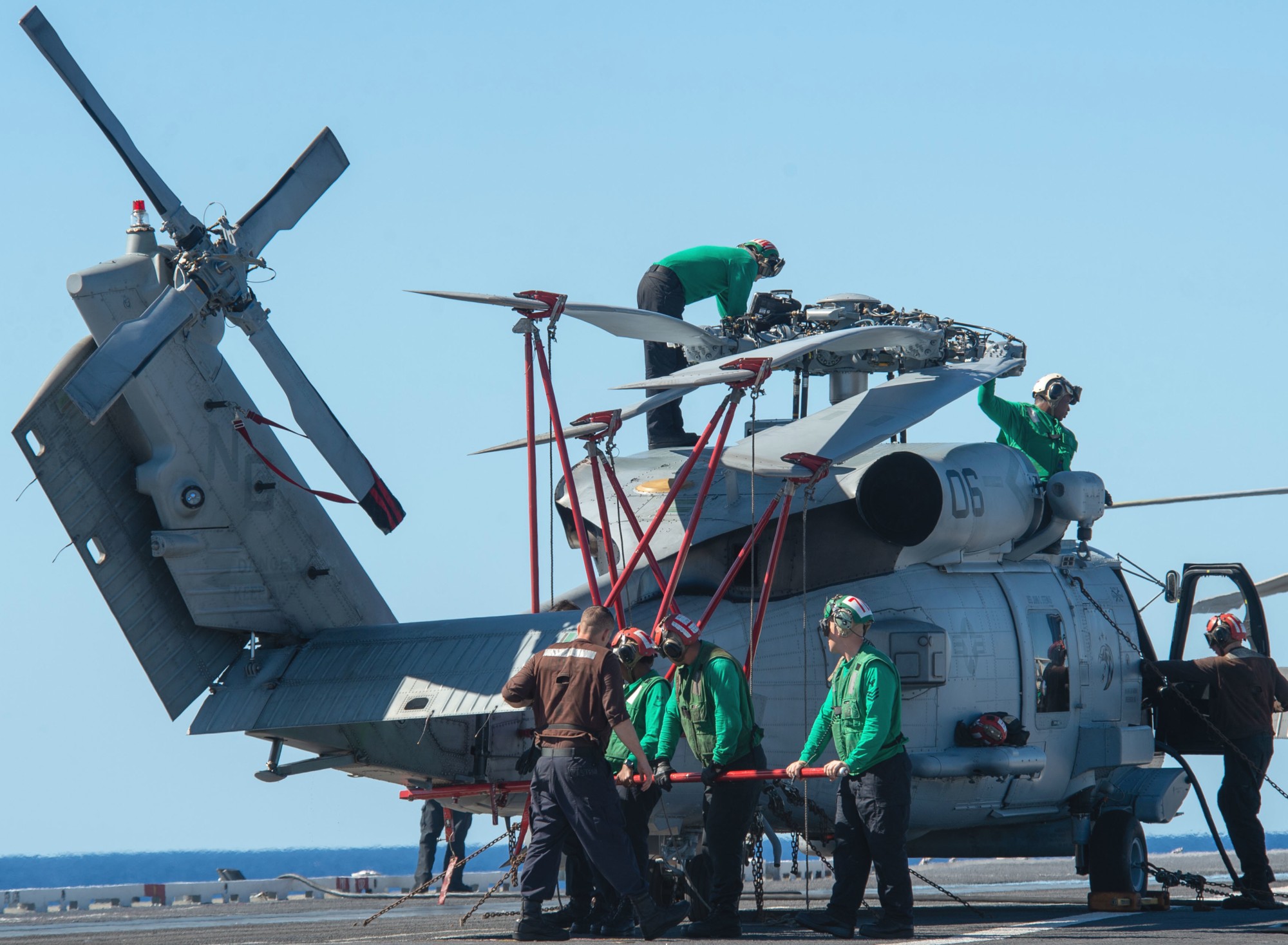 hsm-71 raptors helicopter maritime strike squadron mh-60r seahawk cvw-9 cvn-74 uss john c. stennis 14