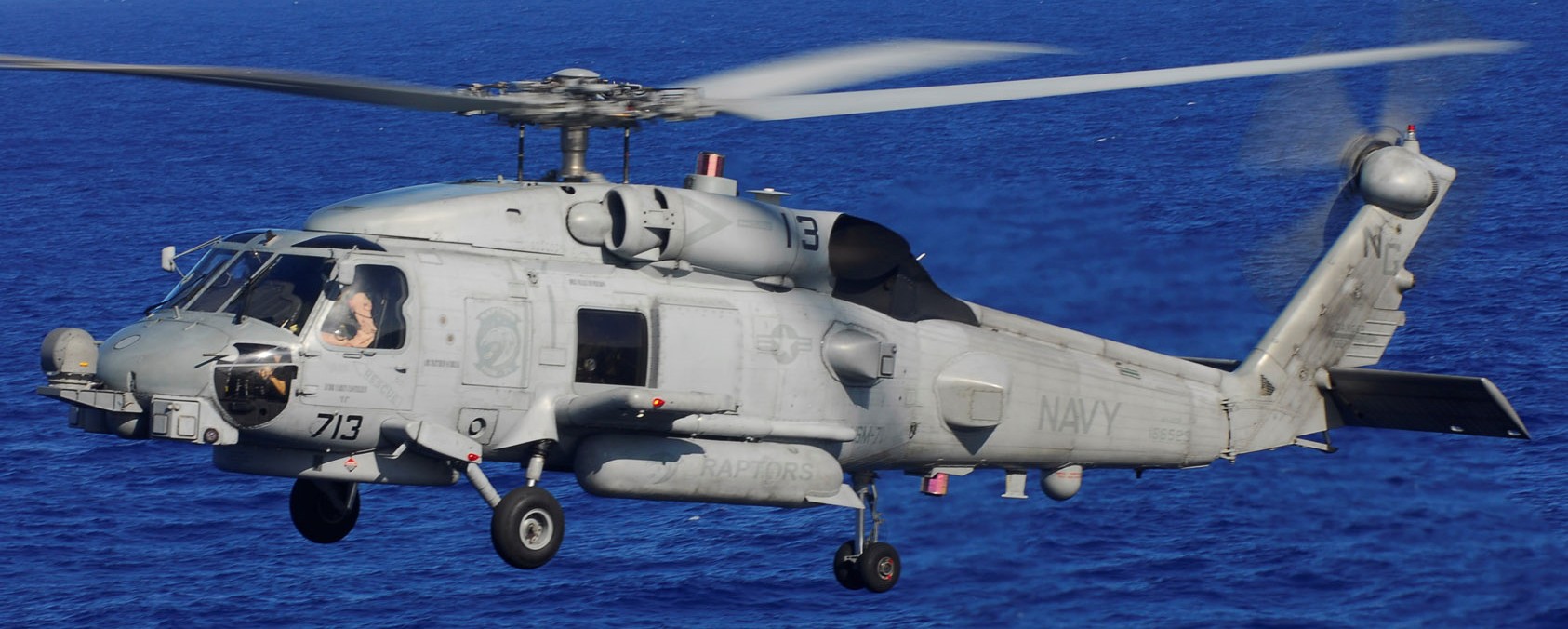 hsm-71 raptors helicopter maritime strike squadron mh-60r seahawk navy 2009 35