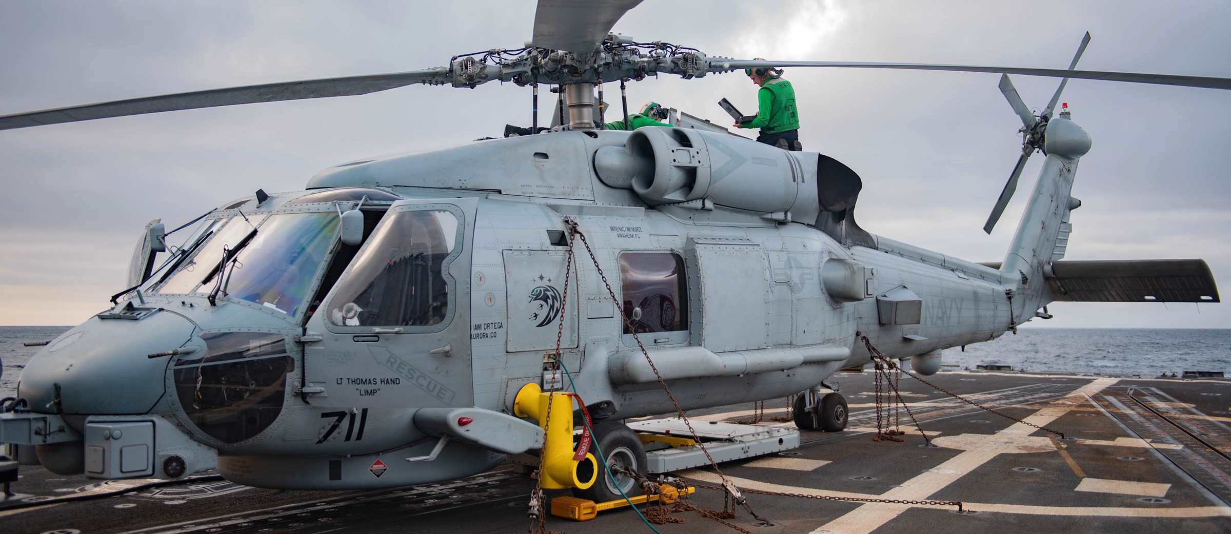 hsm-71 raptors helicopter maritime strike squadron mh-60r seahawk ddg-111 uss spruance 71