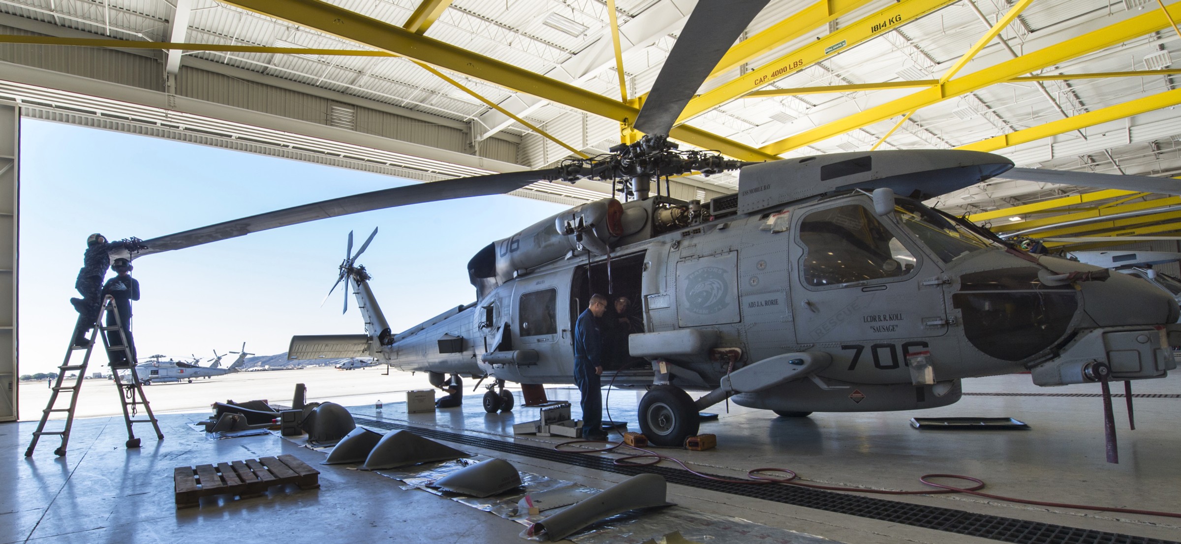 hsm-71 raptors helicopter maritime strike squadron mh-60r seahawk navy 2013 77 maintenance nas north island