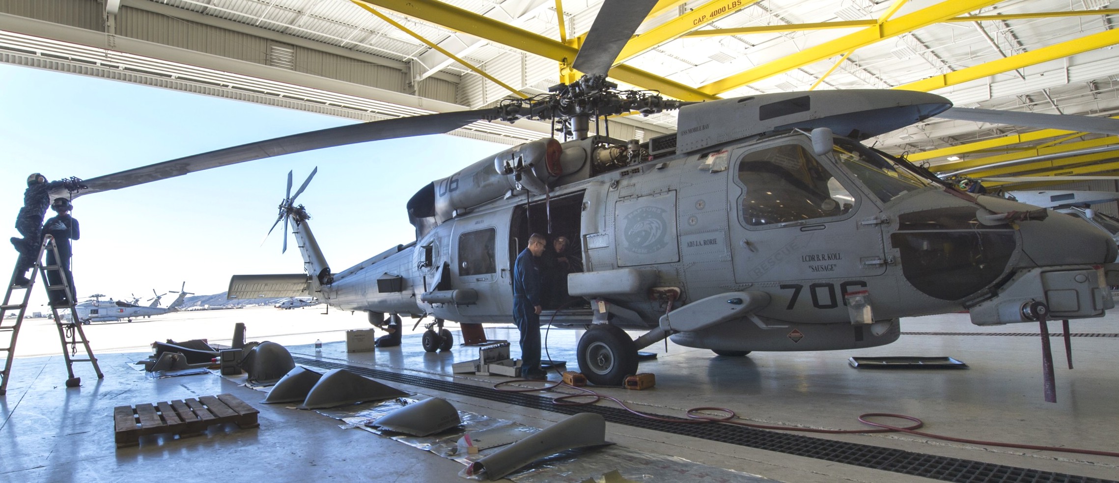 hsm-71 raptors helicopter maritime strike squadron mh-60r seahawk navy 2013 77 maintenance nas north island