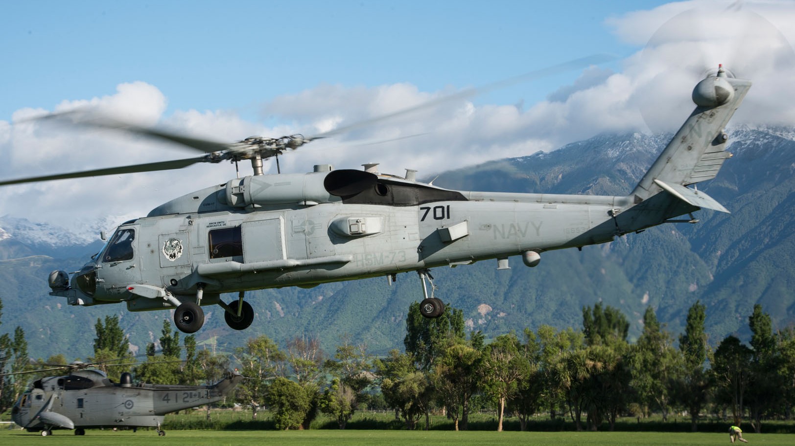 hsm-73 battlecats helicopter maritime strike squadron us navy mh-60r seahawk 2016 38 kaikoura new zealand earthquake
