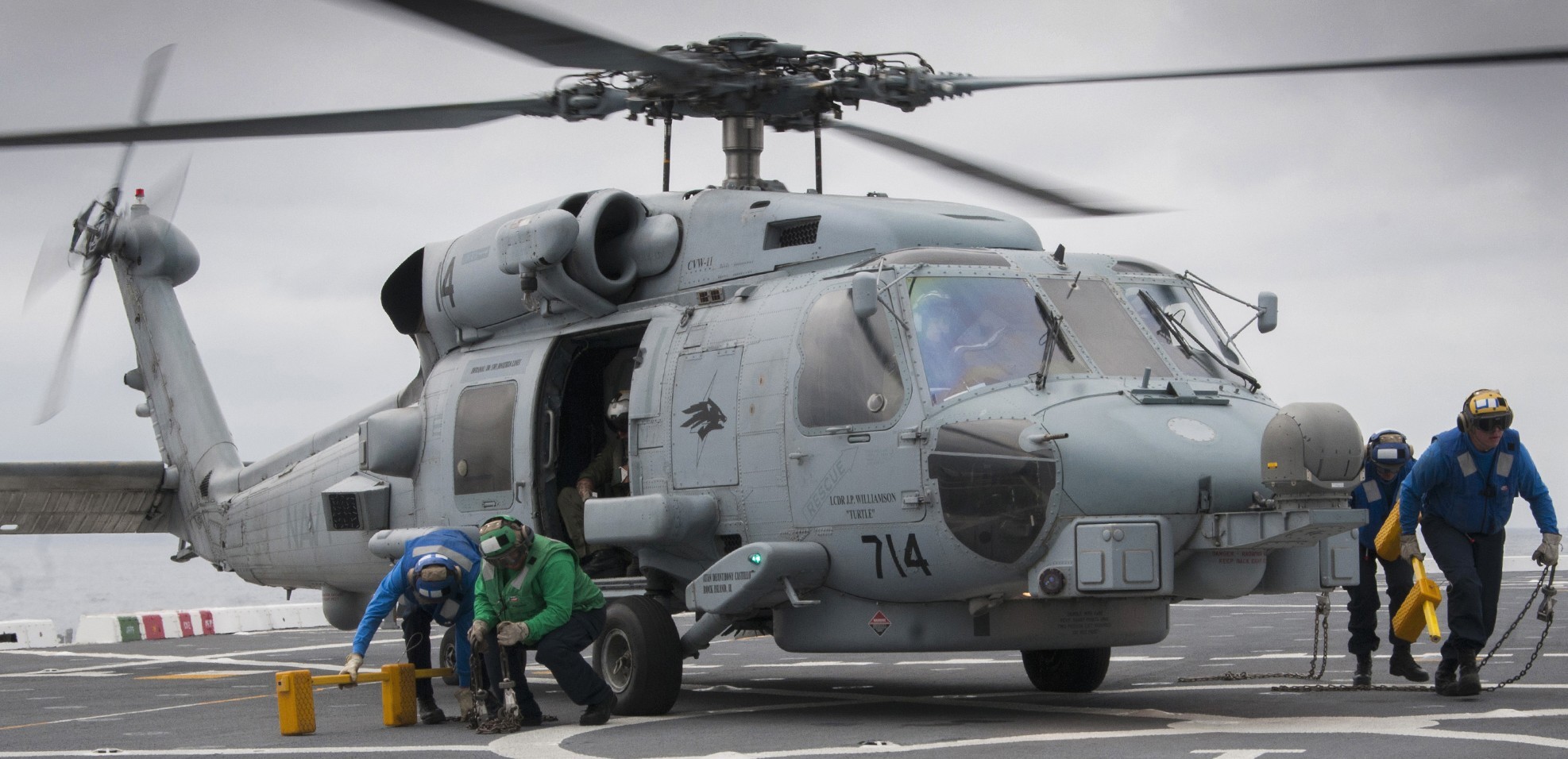 hsm-75 wolfpack helicopter maritime strike squadron us navy mh-60r seahawk 2015 56 uss somerset lpd-25