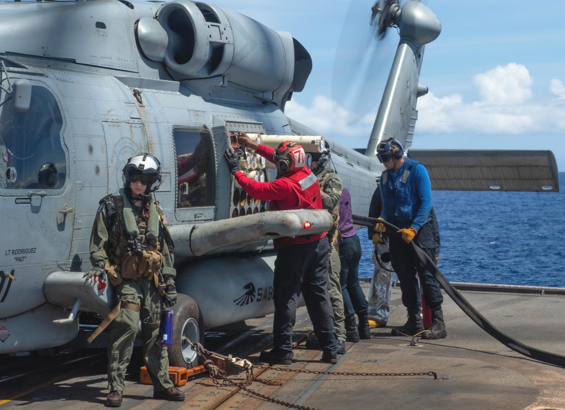 hsm-77 saberhawks helicopter maritime strike squadron mh-60r seahawk cg-54 uss antietam sonobuoy 25