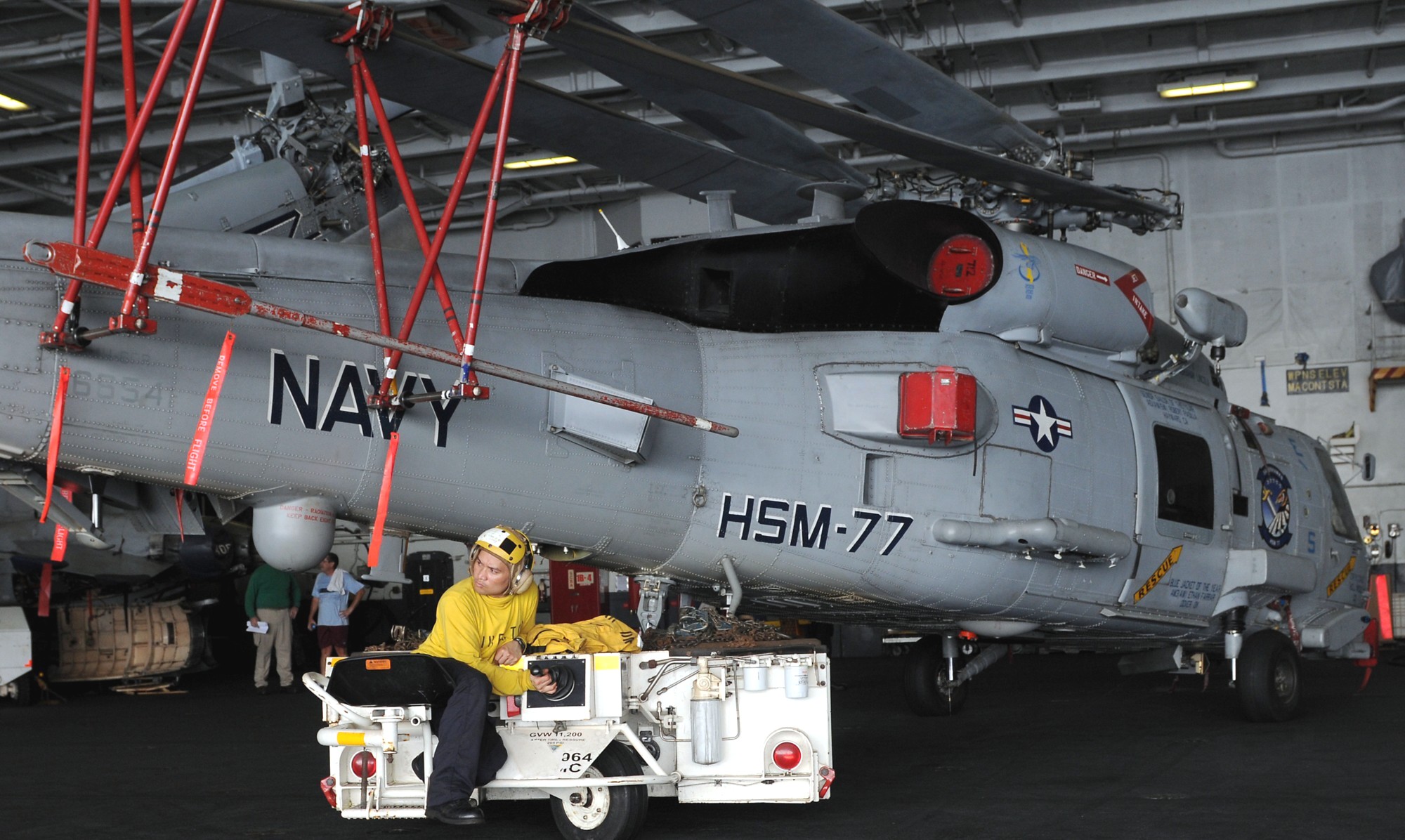 hsm-77 saberhawks helicopter maritime strike squadron mh-60r seahawk us navy 2012 32 uss abraham lincoln cvn-72