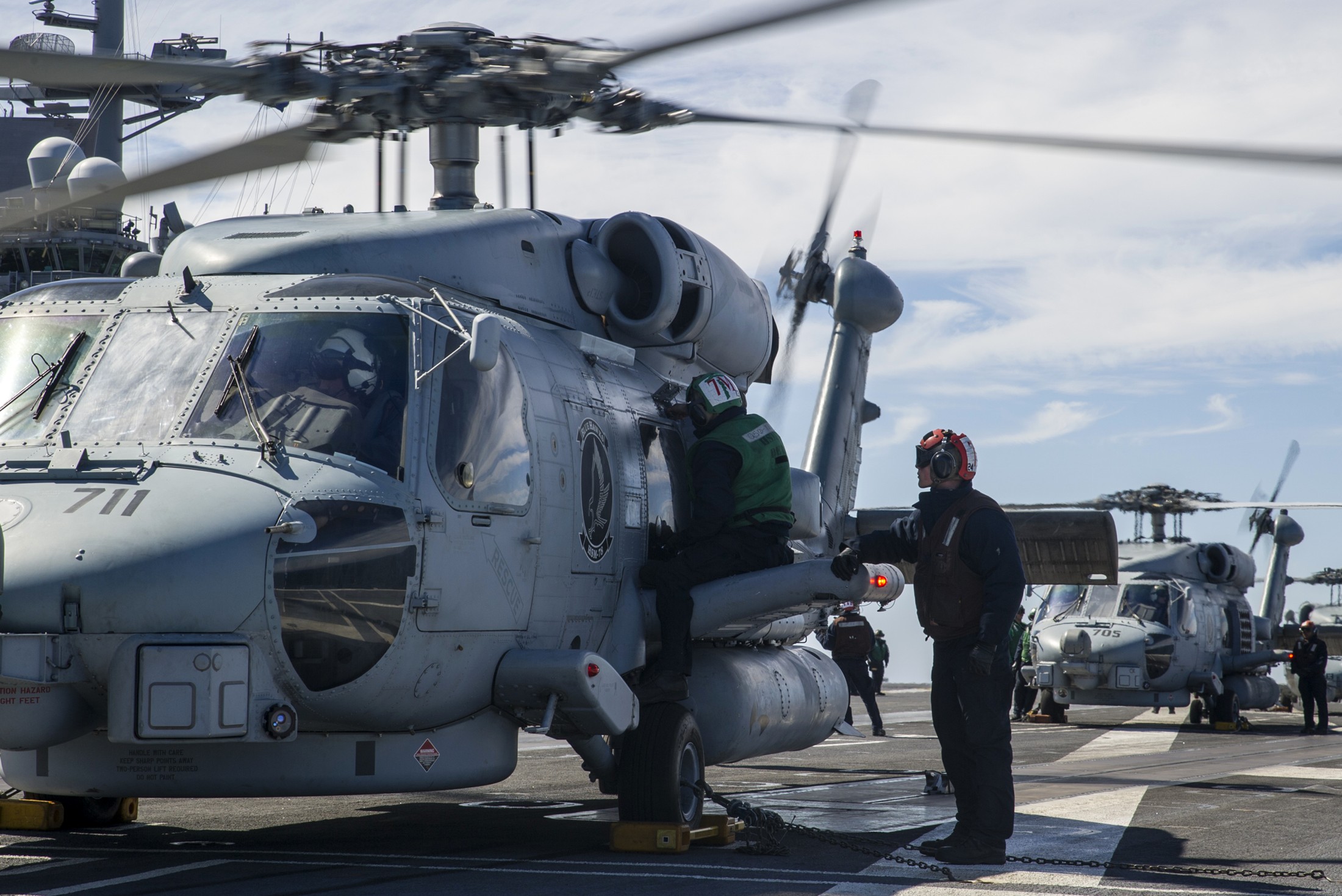 hsm-78 blue hawks helicopter maritime strike squadron mh-60r seahawk us navy 2015 53 uss george washington cvn-73