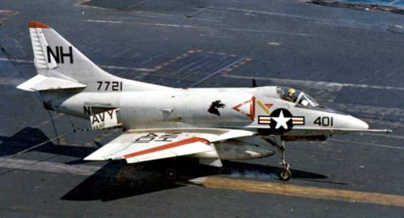 va-112 broncos attack squadron atkron us navy a-4 skyhawk