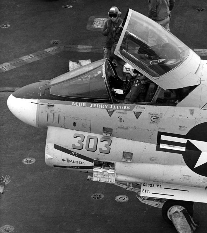 va-113 stingers a-7e corsair ii cvw-2 uss ranger cv 61