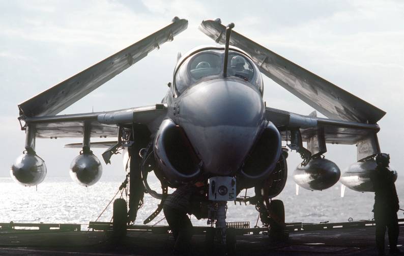 va-115 eagles a-6e intruder carrier air wing cvw-5 uss midway cv-41 yokosuka