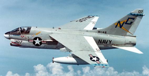 va-146 blue diamonds attack squadron atkron us navy a-7 corsair ii