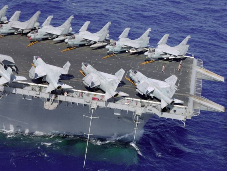 va-146 blue diamonds atkron us navy a-7e corsair ii