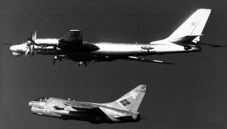 va-146 blue diamonds a-7e corsair ii tupolev tu-95 bear-d soviet