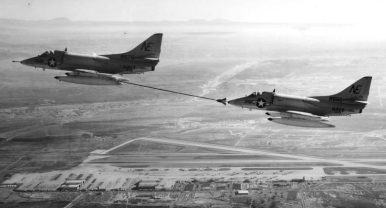 va-22 fighting redcocks a4d-2n skyhawk carrier air wing cvw-2 atkron