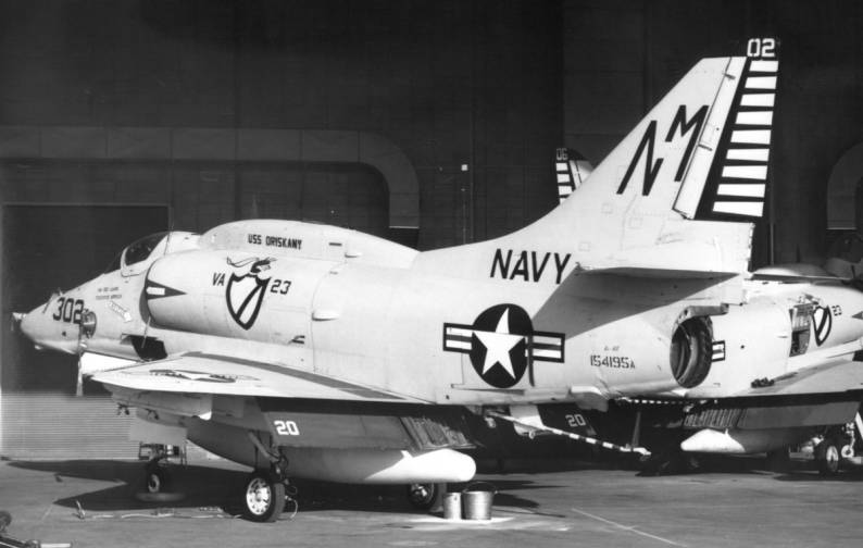 attack squadron va-23 black knights a-4f skyhawk carrier air wing cvw-19 uss oriskany cva 34